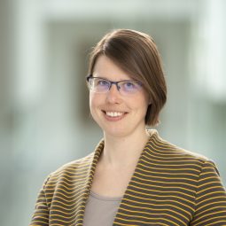 Els van der Roest MSc