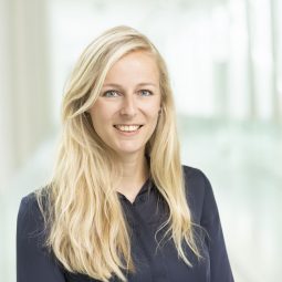 dr. Anne Zwartsen