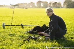 Controlled drainage with subirrigation as a water solution for agriculture