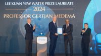 Singapore eert Gertjan Medema met Lee Kuan Yew Water Prize 2024