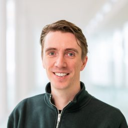 dr. Vincent Peters PhD